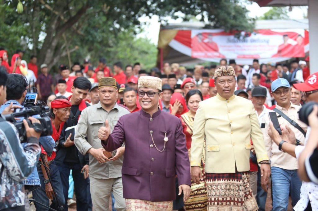 b18afafedcf001fa48b957d08565b8dc085a9f0588a408b9e08c24957cdeee00.0