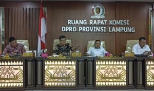 Rapat-dengar-pendapat-bersama-DPRD-Provinsi-Lampung